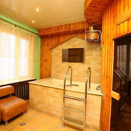 Bansay Hotell Dnipro Exteriör bild